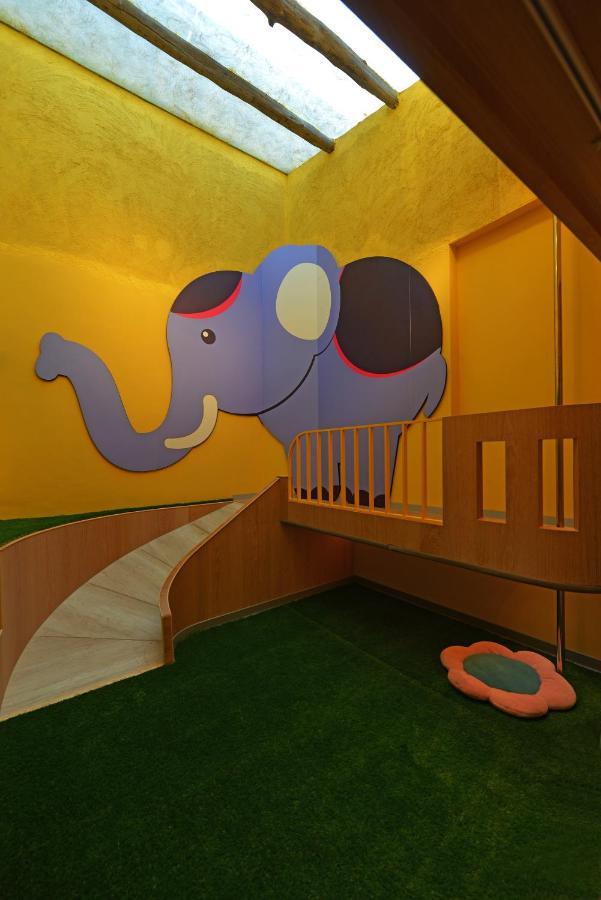 Romantic Code Art Motel Shanhua Экстерьер фото