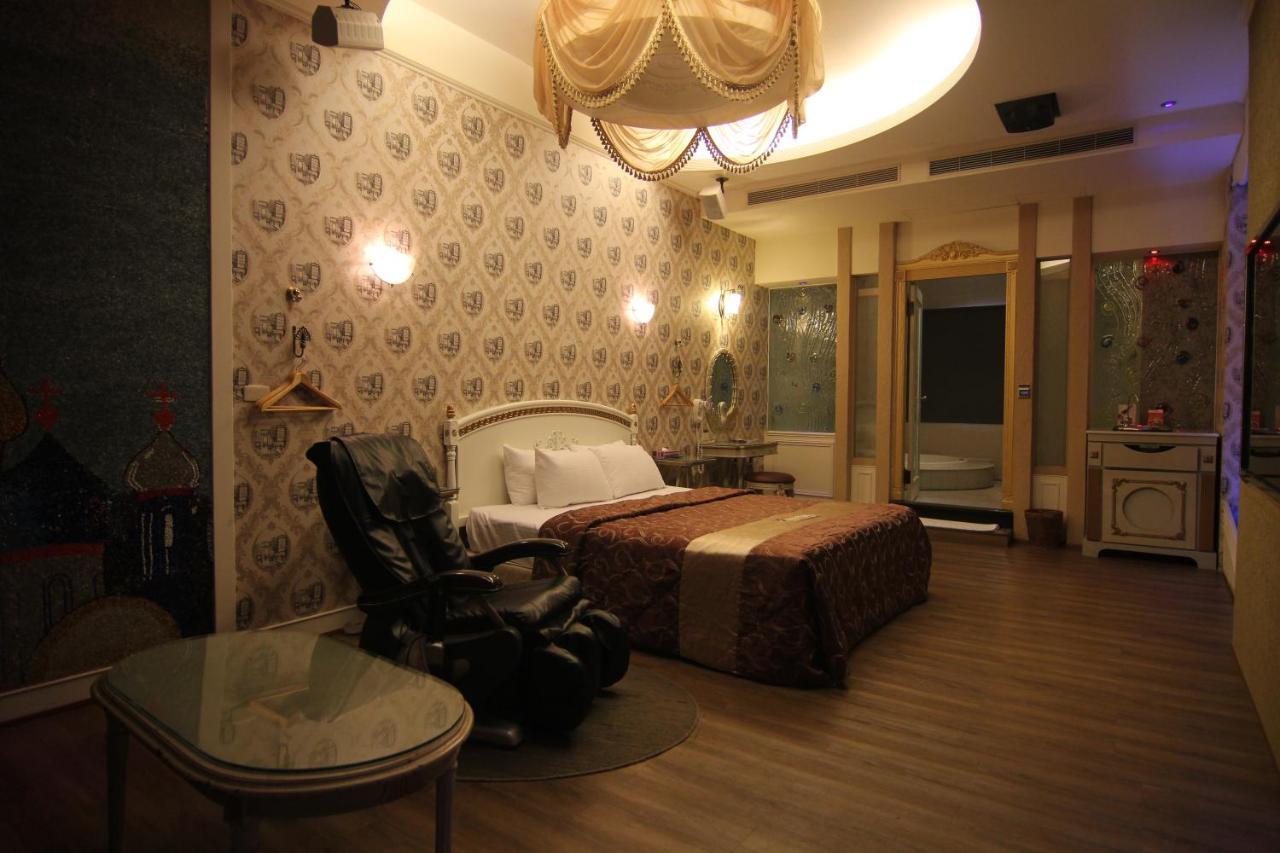 Romantic Code Art Motel Shanhua Экстерьер фото